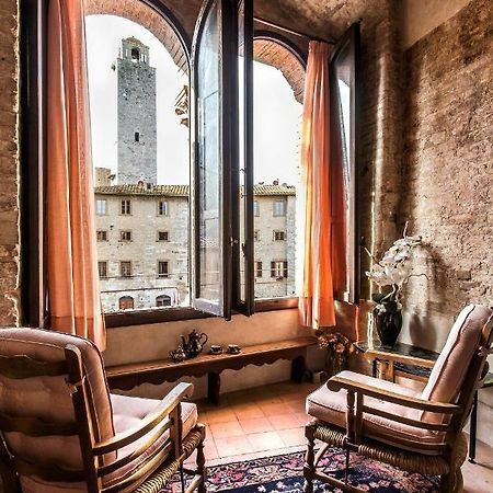 Appartement The Artists' Tower - Amazing View From The Tower à San Gimignano Extérieur photo