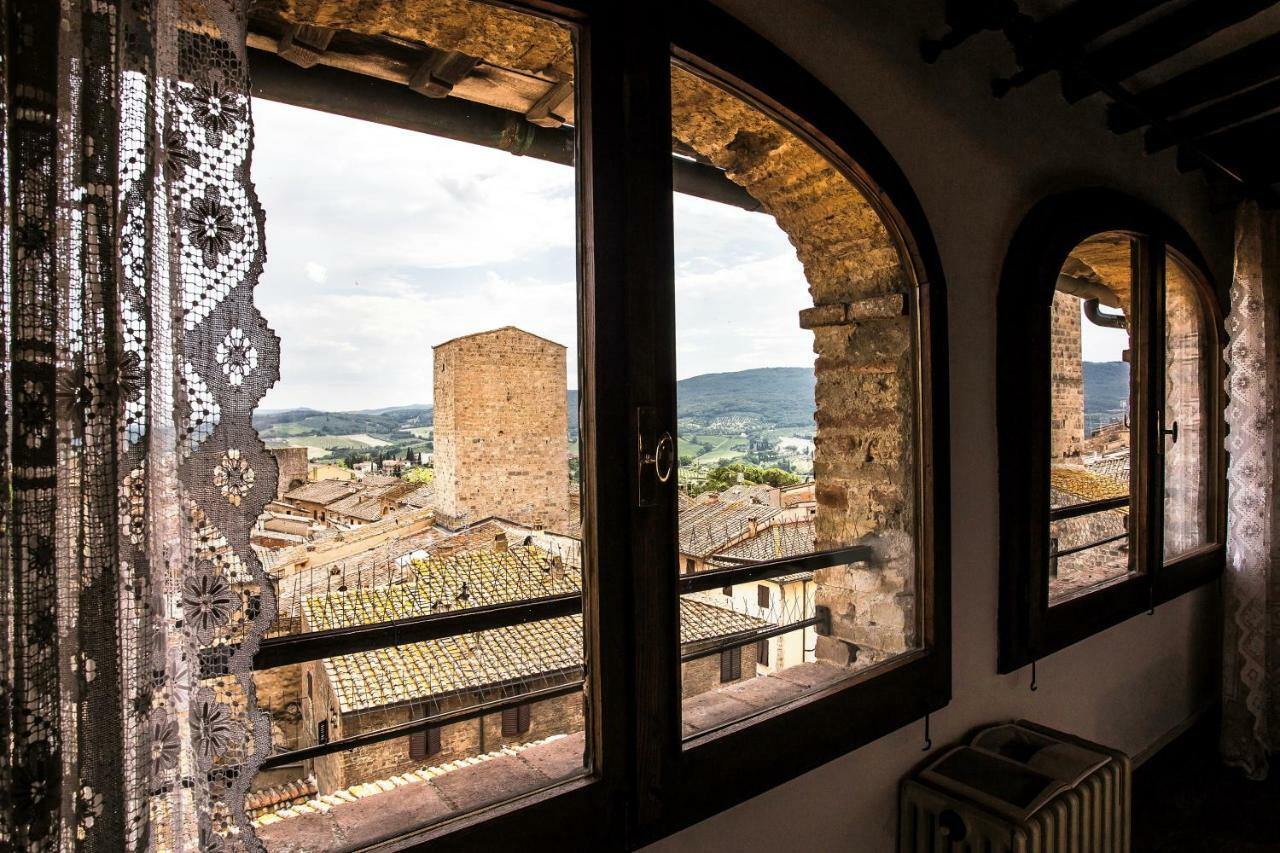 Appartement The Artists' Tower - Amazing View From The Tower à San Gimignano Extérieur photo